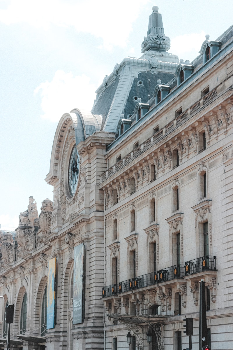 L’Expertise d’un Avocat Fiscaliste à Paris 8 : Guide Complet pour Optimiser votre Gestion de la TVA